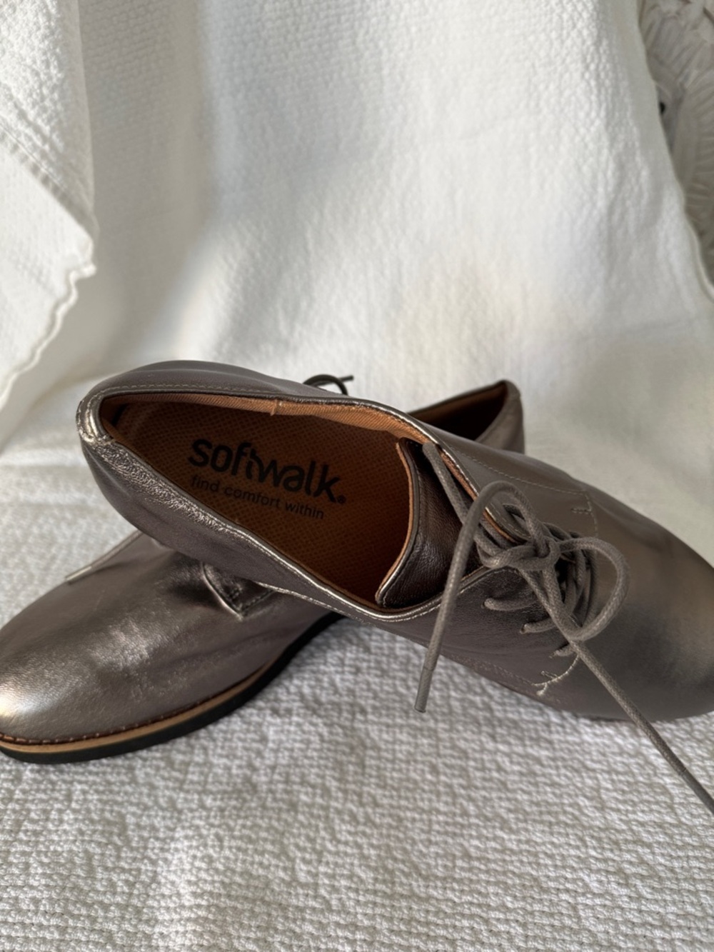 SoftWalk Metallic Gray Lace-Up Oxfords